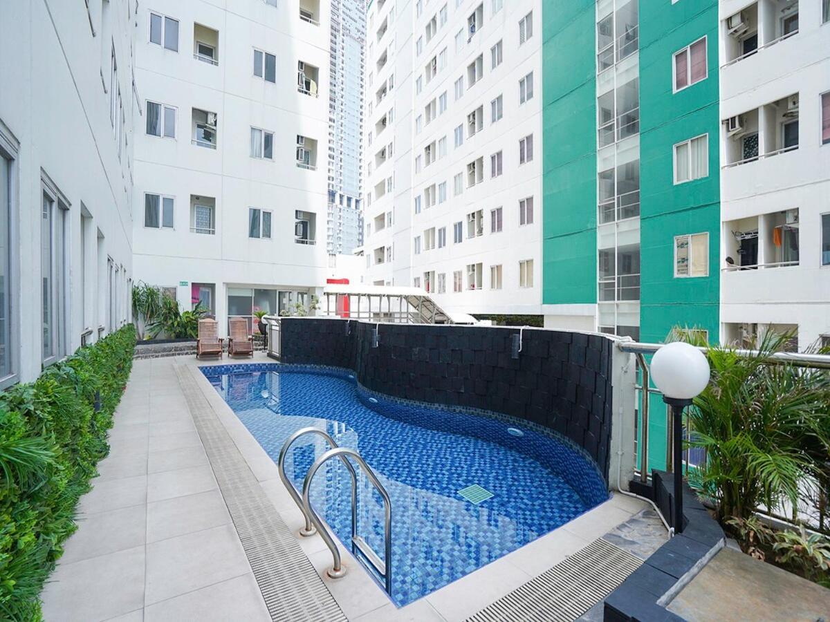 Hotel Super Oyo Capital O 91962 Pavilion Permata