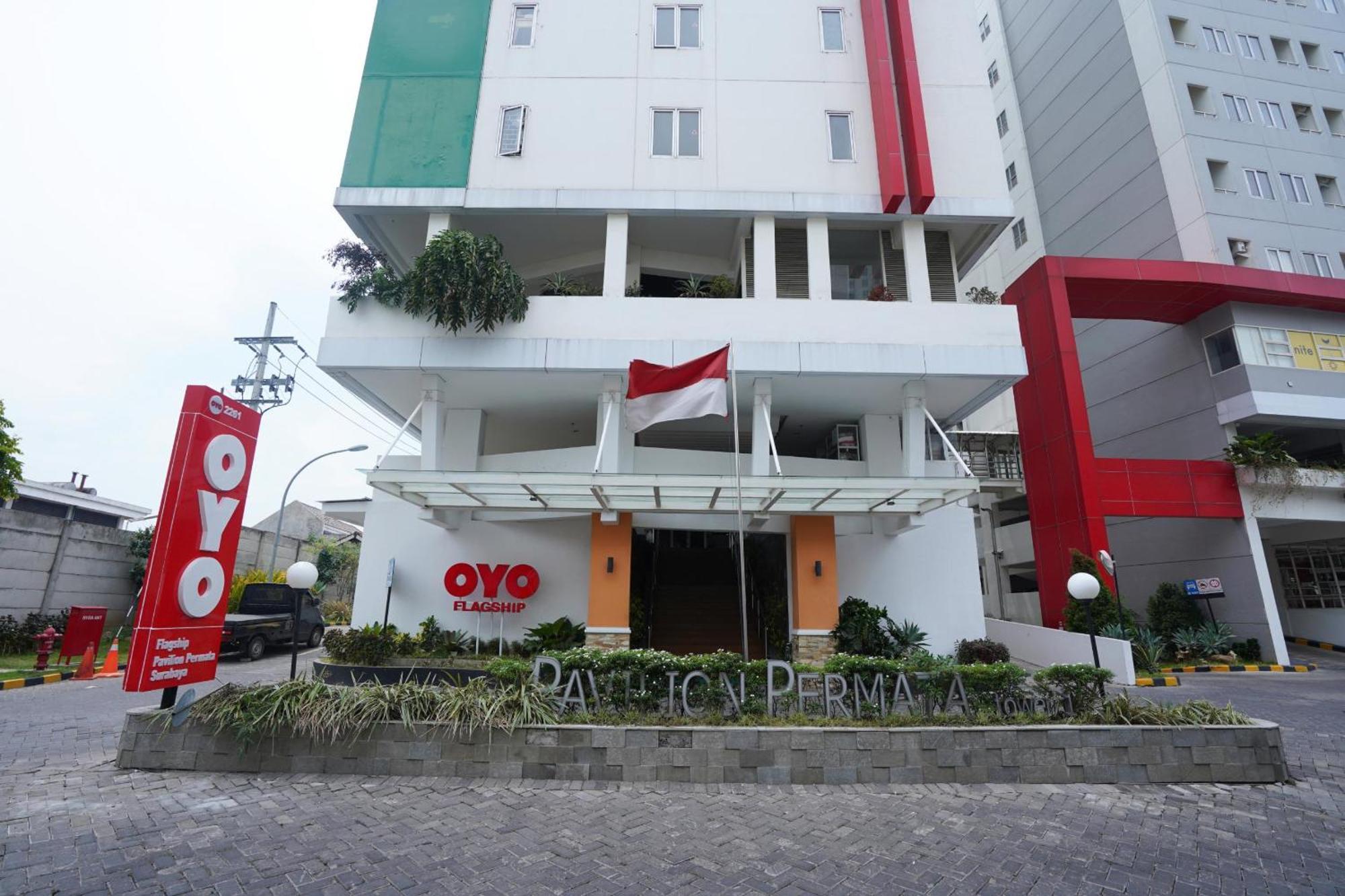 Super Oyo Capital O 91962 Pavilion Permata Surabaya