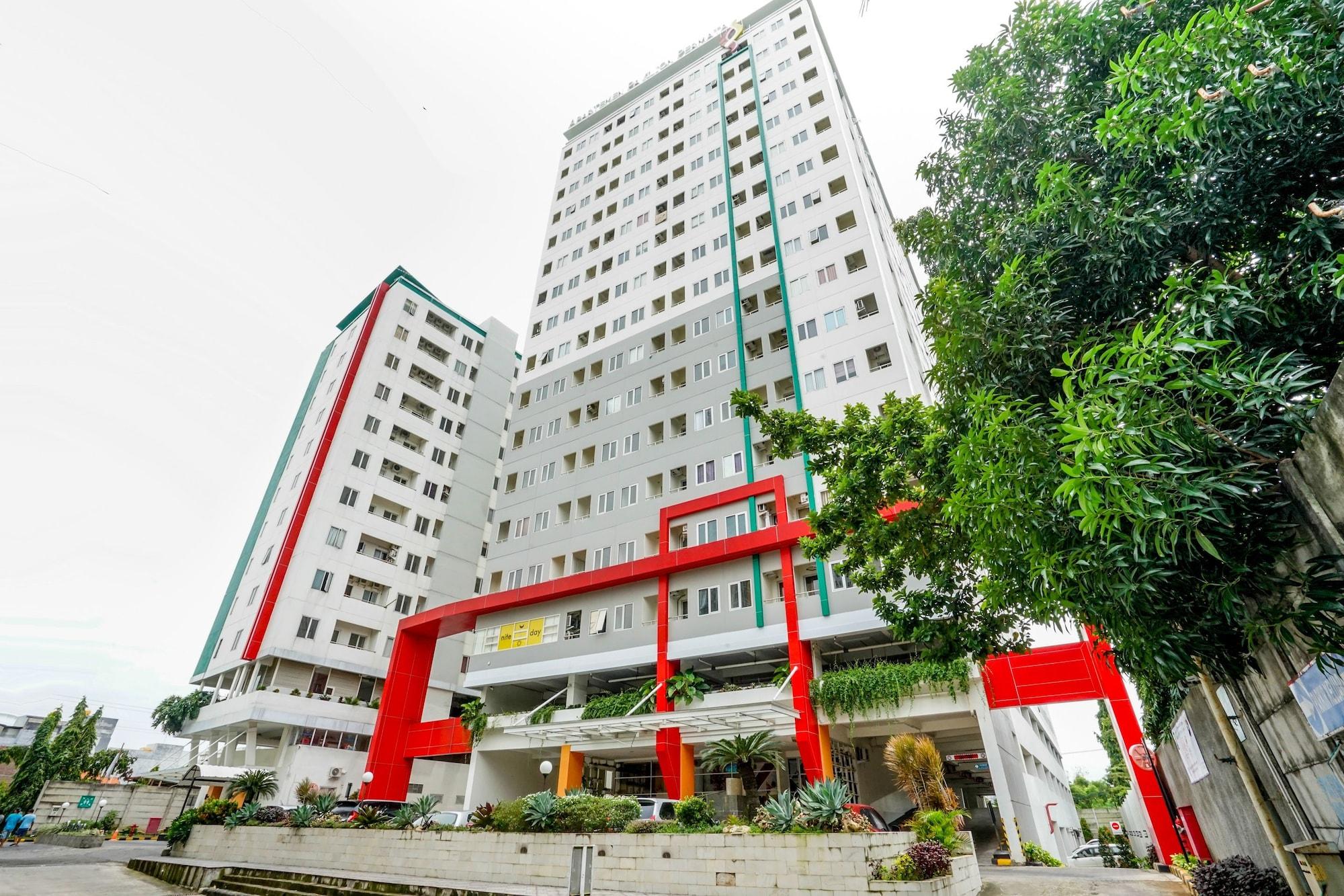 Vaccinated Staff - Oyo Flagship 2261 Pp Properti Pavilion Permata Hotel Surabaya