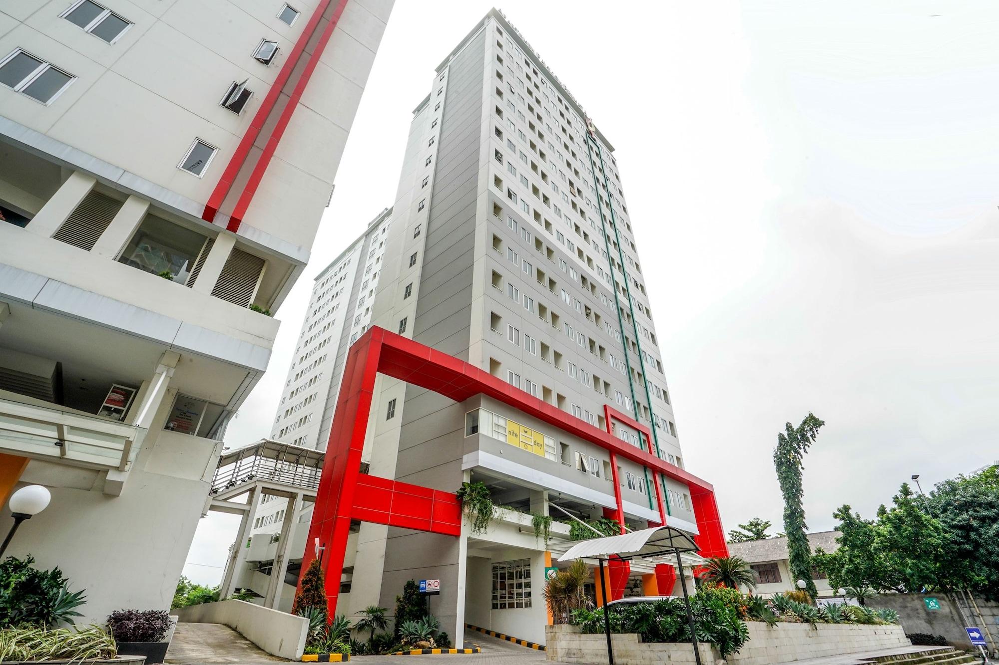 Vaccinated Staff - Oyo Flagship 2261 Pp Properti Pavilion Permata 2*