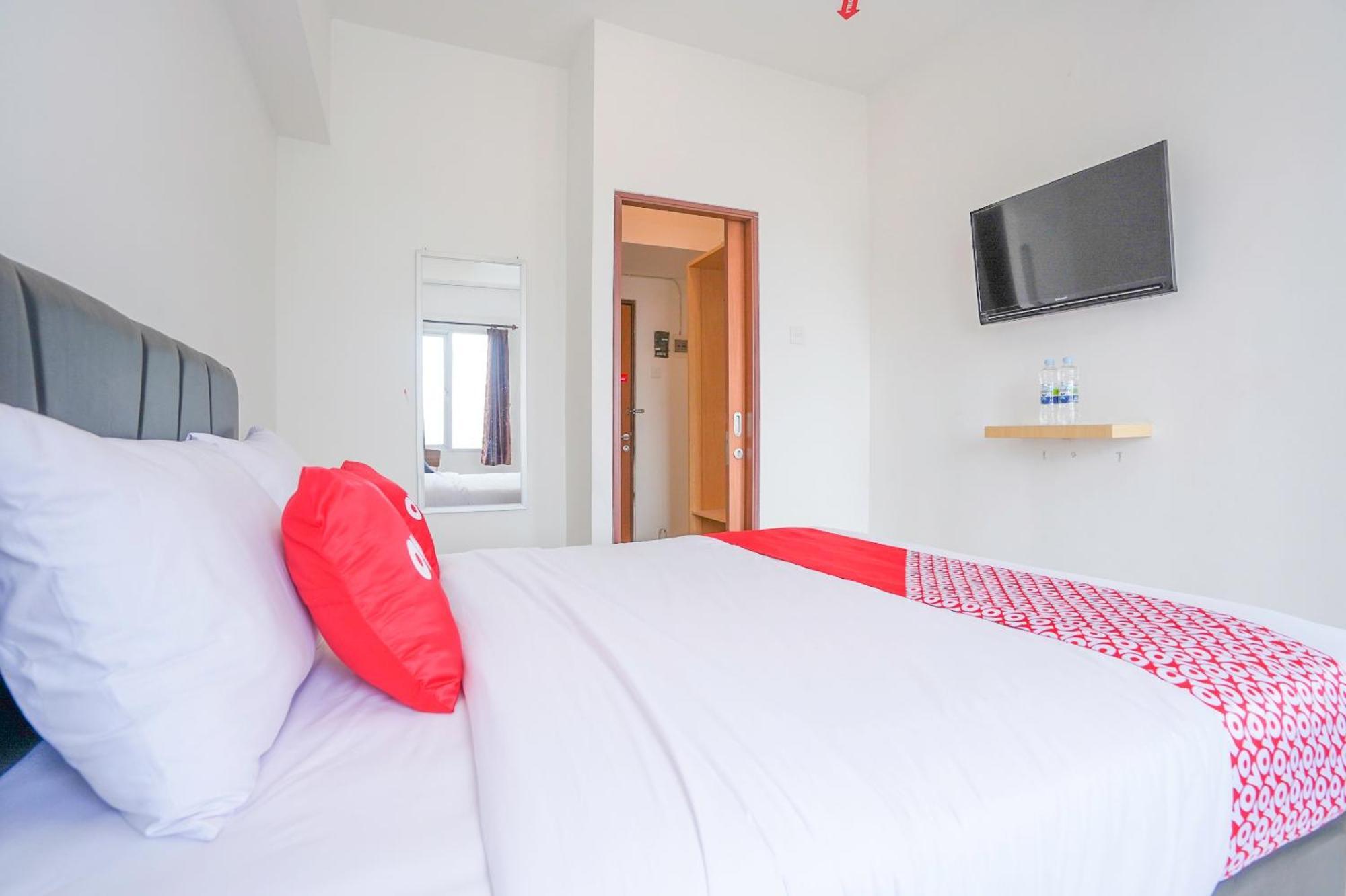 Hotel Vaccinated Staff - Oyo Flagship 2261 Pp Properti Pavilion Permata